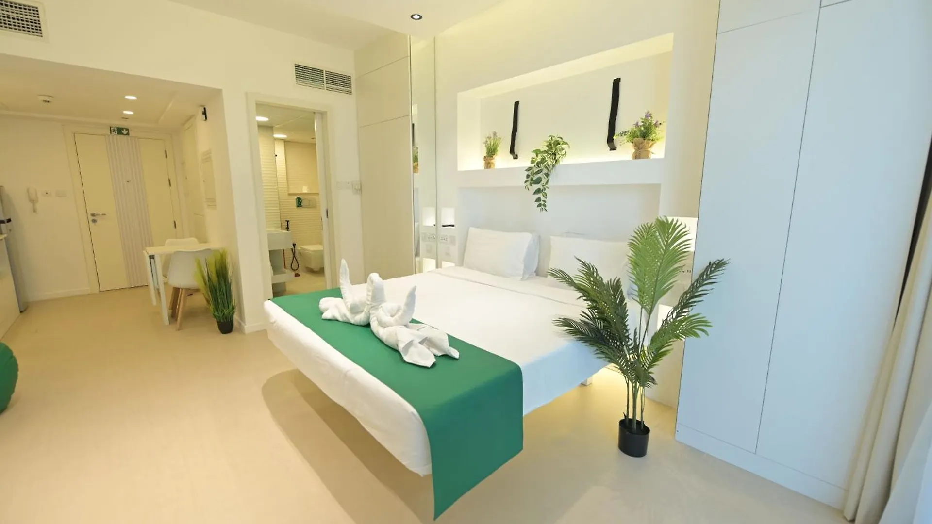 Discover The New And Improved Deep View Studio Ras el Kaïmah